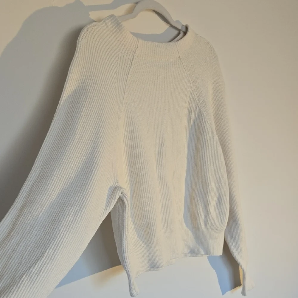 Free People Creamy White Ribbed Sweater, Normcore Minimalost Large